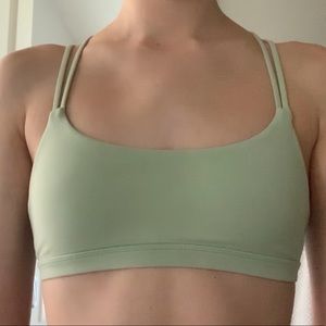 lululemon mint green sports bra